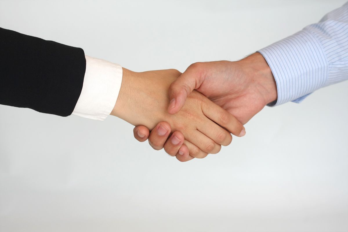 How to start a successful E-commerce business on a budget 2